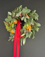 Wianek świąteczny na drzwi